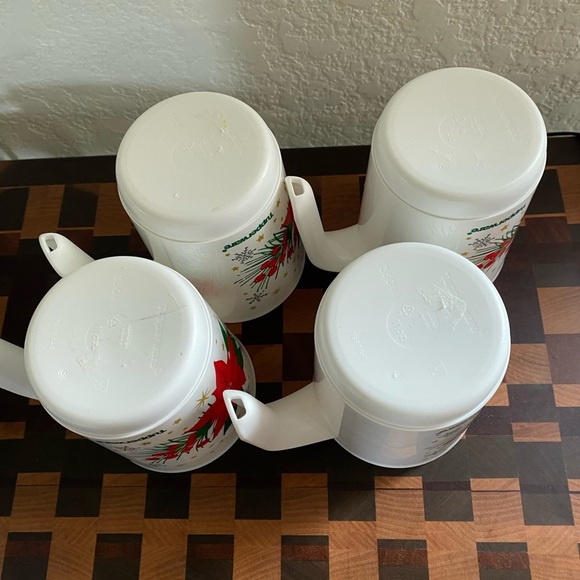 4 Tupperware Ilumina Poinsettia Festive Holiday Stackable Mugs Red White 350ml - Picture 13 of 14